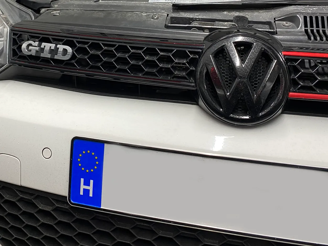 Golf 6 GTD - díszcsík blackout